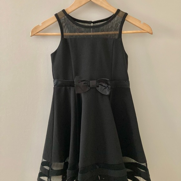 Girl’s Calvin Klein Dress size 7 - Picture 1 of 7